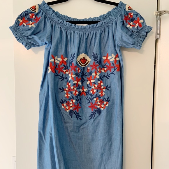 Off the shoulder floral embroidered dress - Picture 1 of 5
